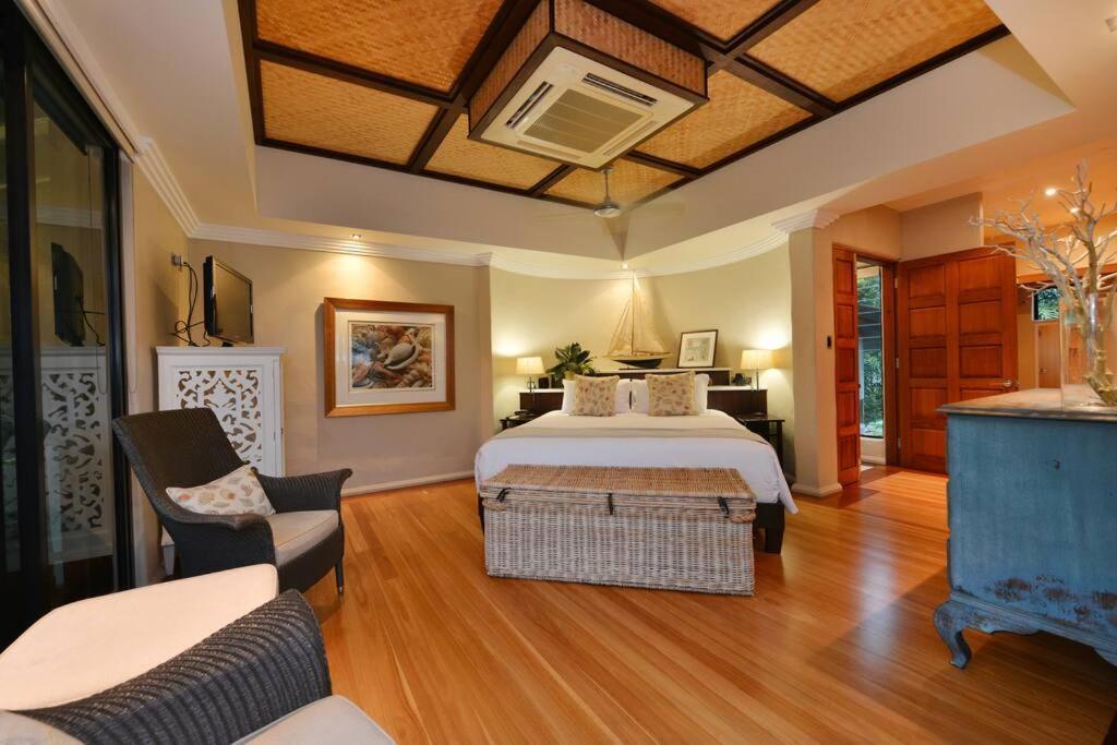 Solander Sunrise - The Perfect Beach Location Villa Port Douglas Bagian luar foto