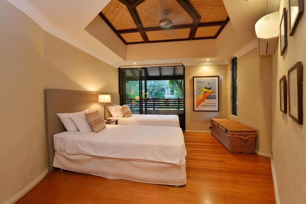 Solander Sunrise - The Perfect Beach Location Villa Port Douglas Bagian luar foto